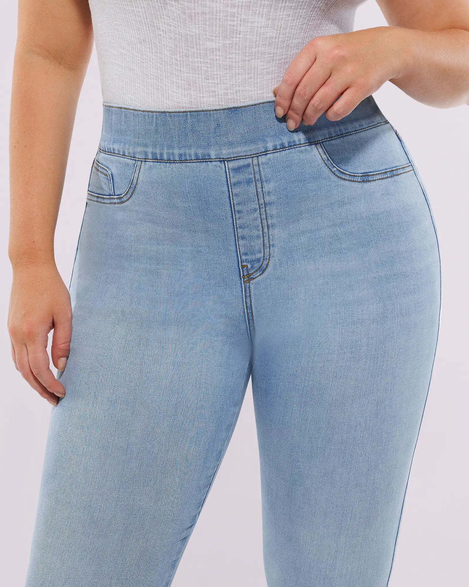 Bare Essentials™ High-Waisted Padded Hip Skinny Jeans - Image 7