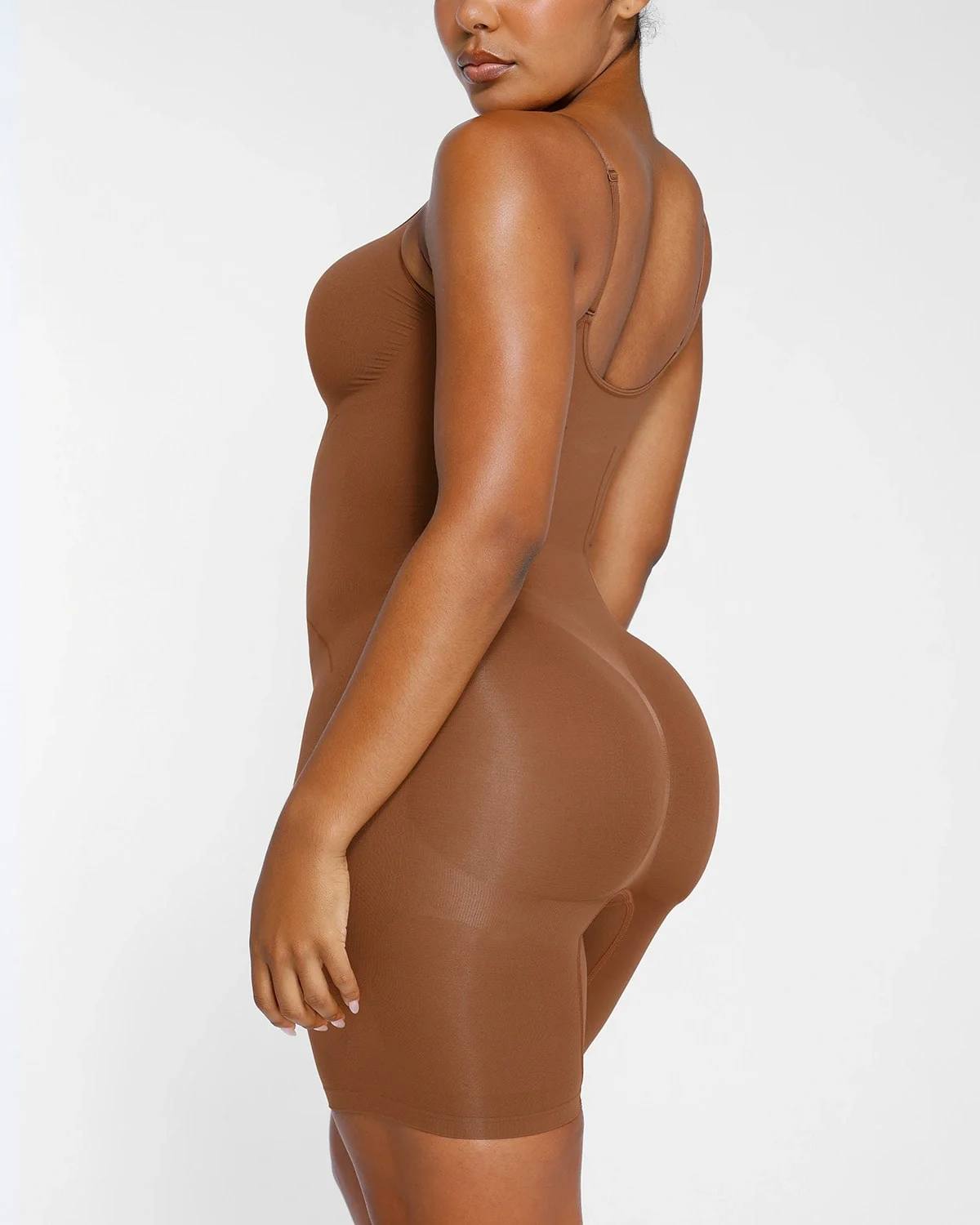 Bare Essentials™ Skin Flow Seamless Smoothing Bodysuit - Image 10